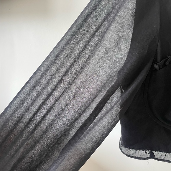 SOLD Guess Black Corset Crop Top Long Sheer Sleeves Size S - Picture 4 of 6